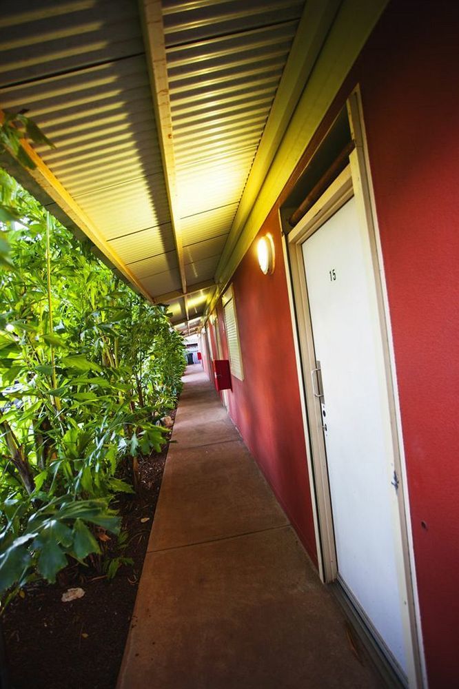 Cattrall Park Motel Карата Екстериор снимка