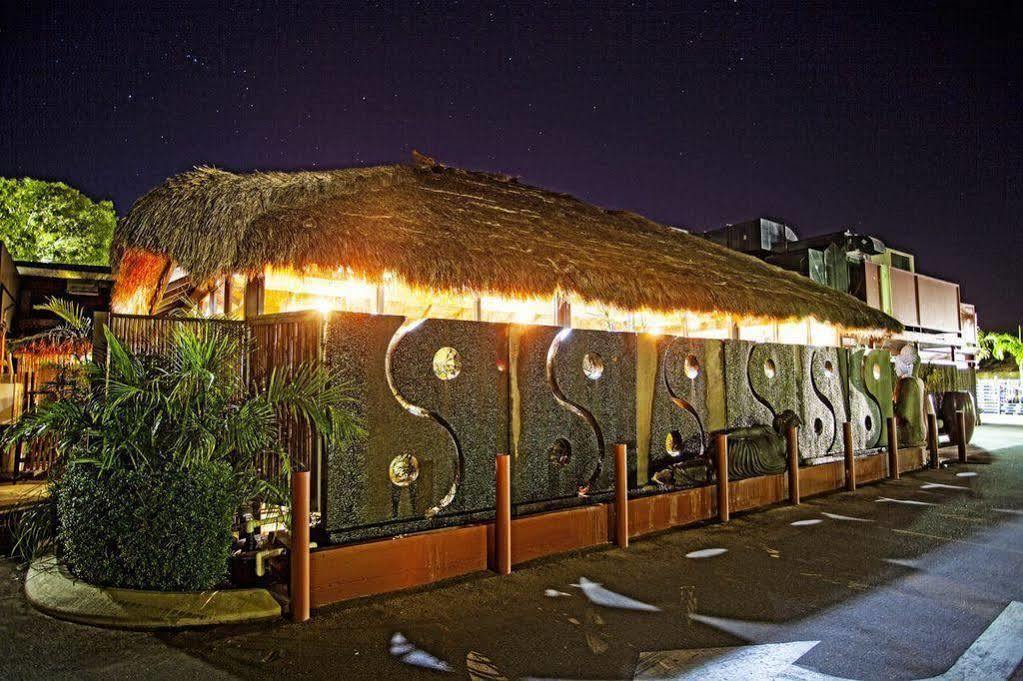 Cattrall Park Motel Карата Екстериор снимка